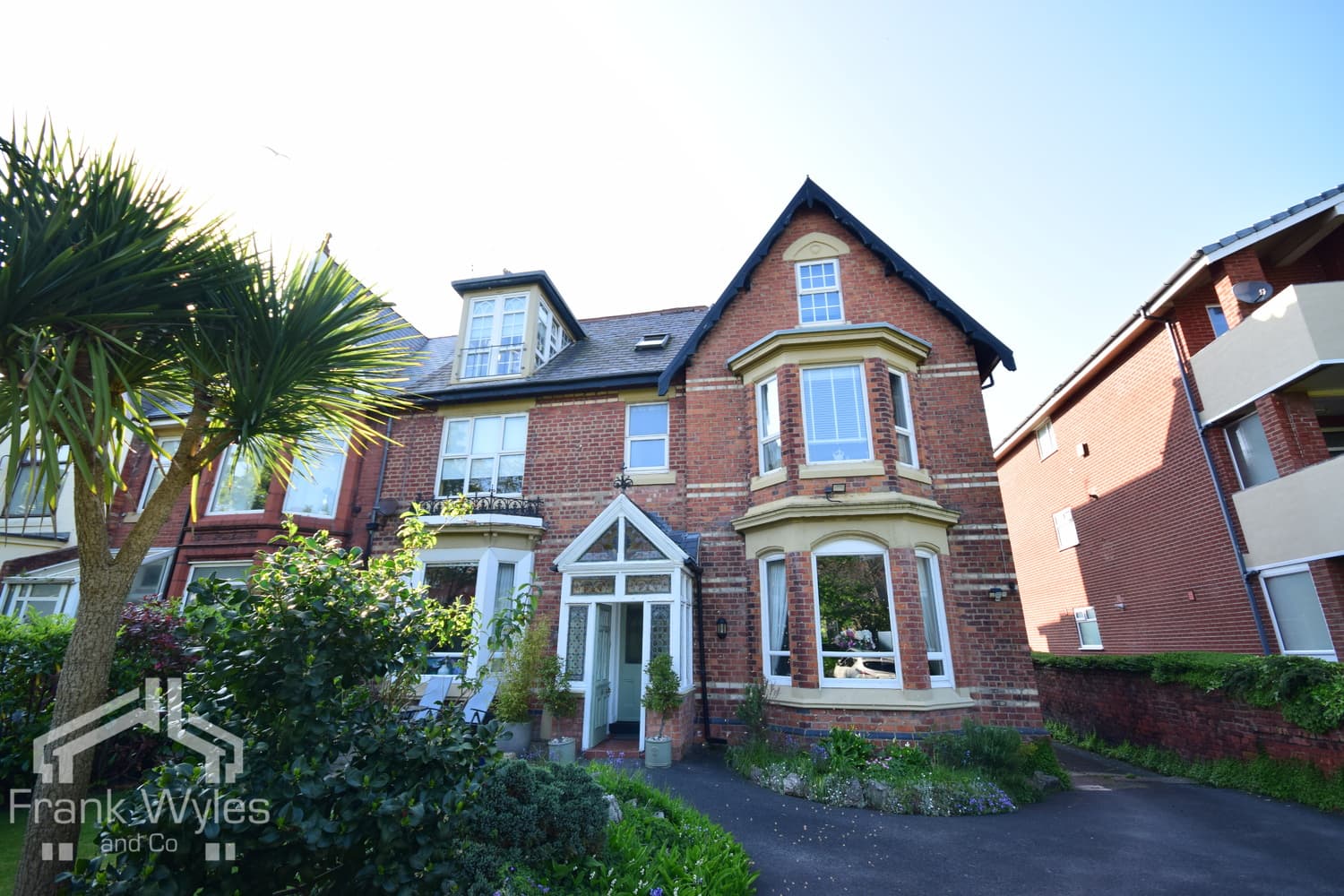 35 St Annes Road East, Lytham St Annes, FY8 1UL