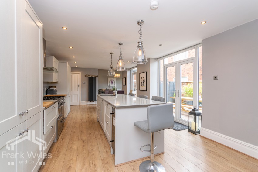 Images for 82 Park View Road, Lytham
